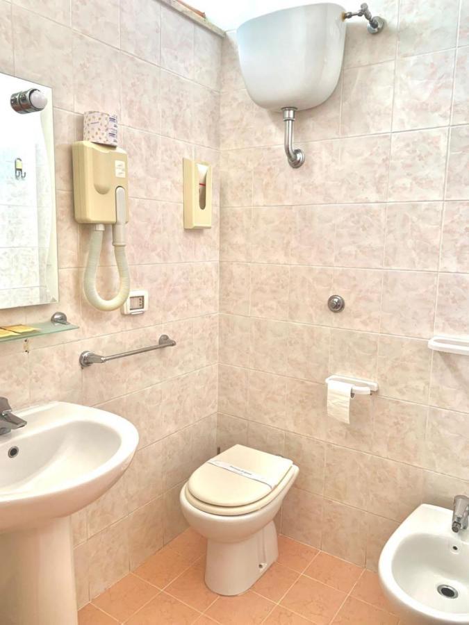 Hotel Oasi San Francesco à Rome Extérieur photo