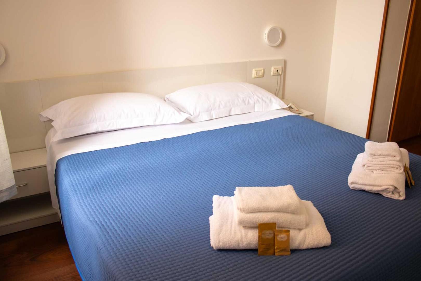 Hotel Oasi San Francesco à Rome Extérieur photo
